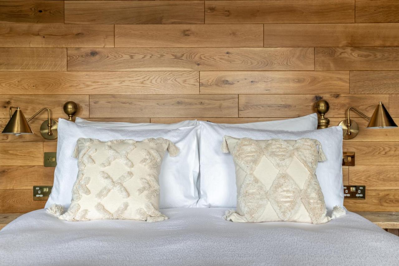 Alba - Charming Boutique Forest View Cabin With Hot Tub In Ballater Exteriör bild