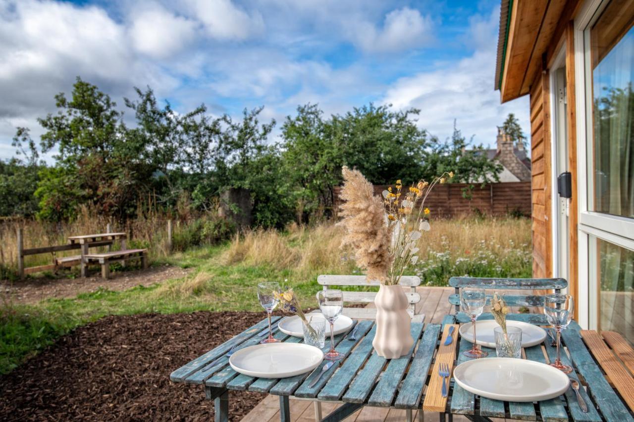 Alba - Charming Boutique Forest View Cabin With Hot Tub In Ballater Exteriör bild