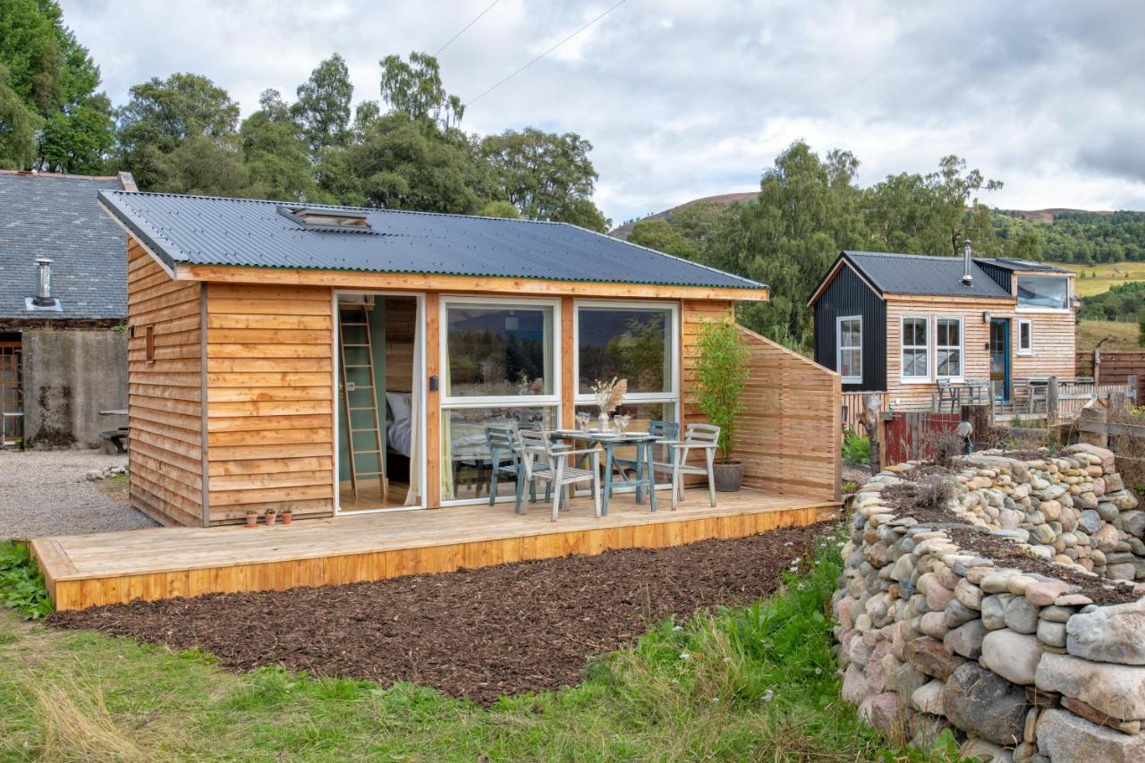 Alba - Charming Boutique Forest View Cabin With Hot Tub In Ballater Exteriör bild