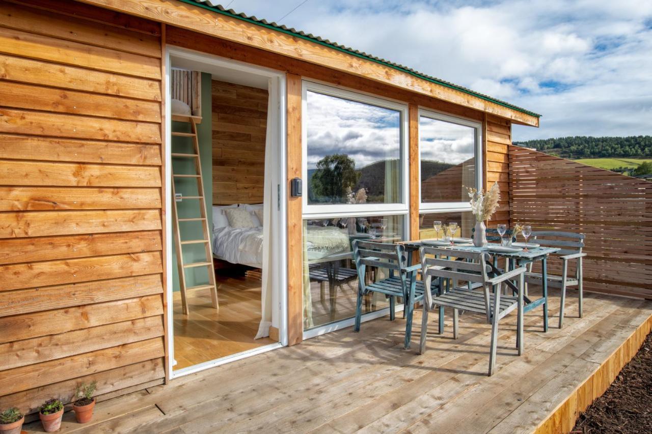 Alba - Charming Boutique Forest View Cabin With Hot Tub In Ballater Exteriör bild